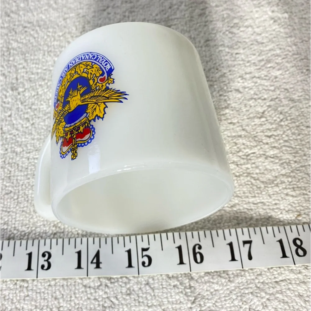 Vintage Royal Canadian Air Cadets White Milk Glass Mug Coffee Cup - Picture 11 of 12